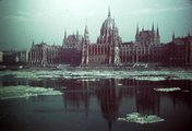 A zajló Duna és a Parlament 1940-ben  <br /><i>Fortepan</i>